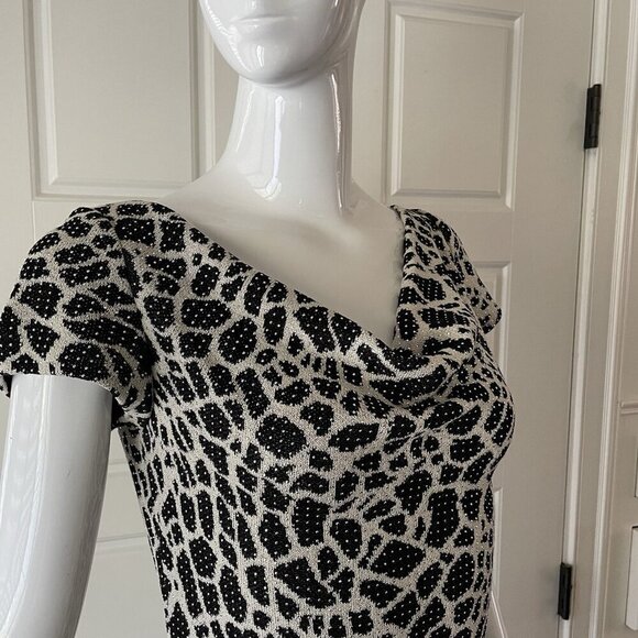 ST JOHN Evening Santana Knit Cocktail Dress Metallic Shimmer Studs Black White 4 - Picture 7 of 16